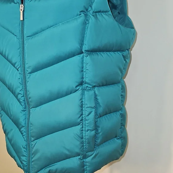 Lands' End Teal Puffer Vest Size Large - Picture 4 of 8